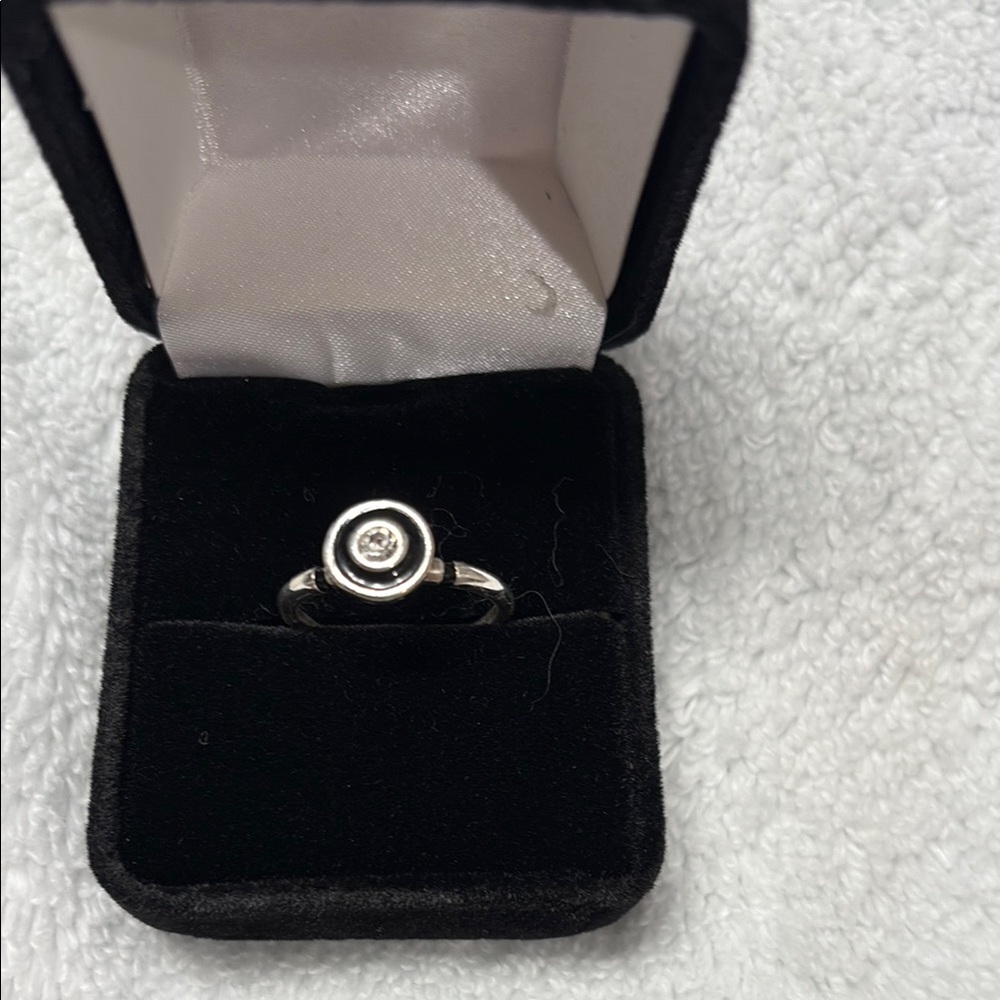 Elegant Silver Ring with Crystal Accent